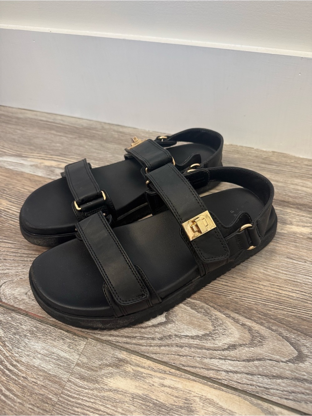 A new day sandal - Picture 3 of 4